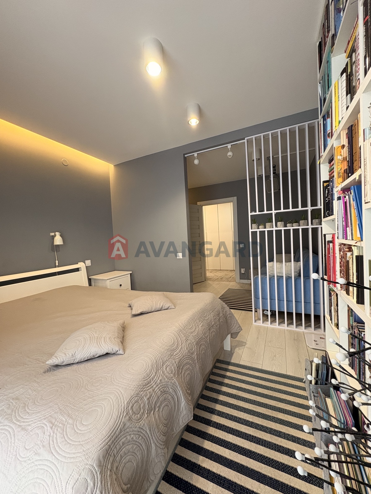 2 ��. ��������, 67/34/18 ��. �., 4/4 ������ ���� 12