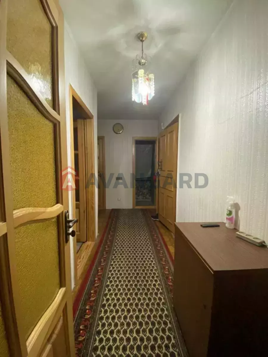 2 ��. ��������, 50/-/8 ��. �., 3/9 ������ ���� 3