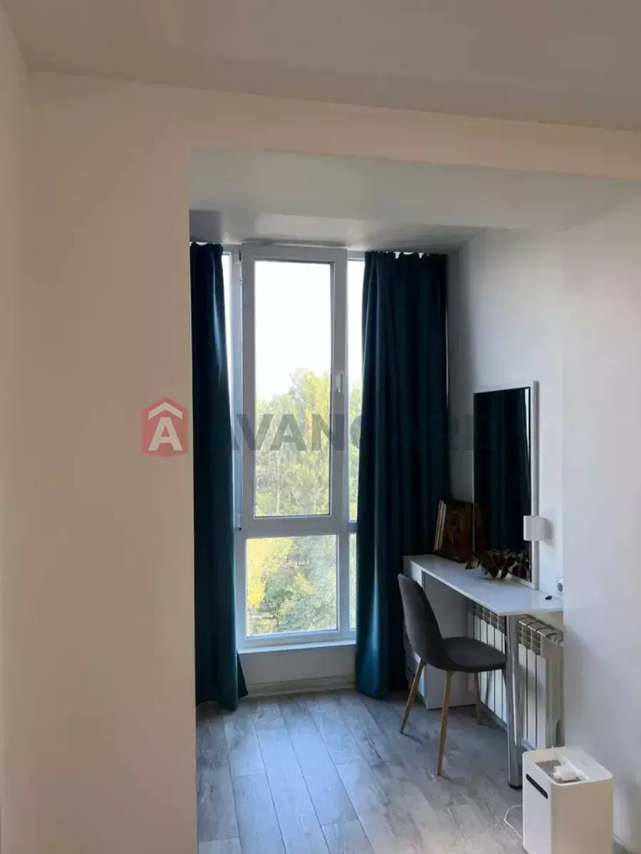 1 ����. ��������, 48/-/- ��. �., 9/10 ���� ���� 9