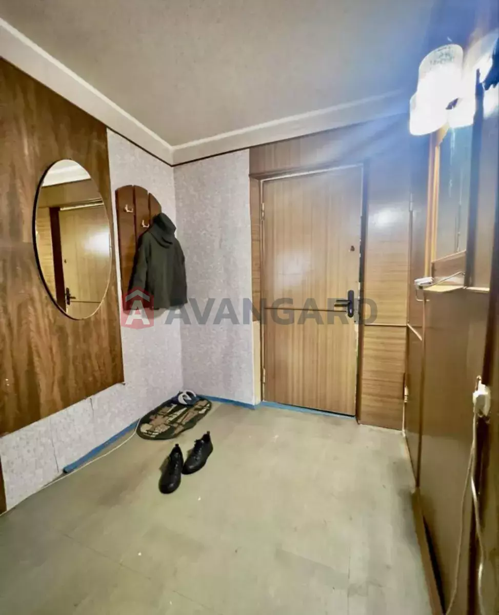 1 ����. ��������, 40/-/9 ��. �., 5/12 ���� ���� 7