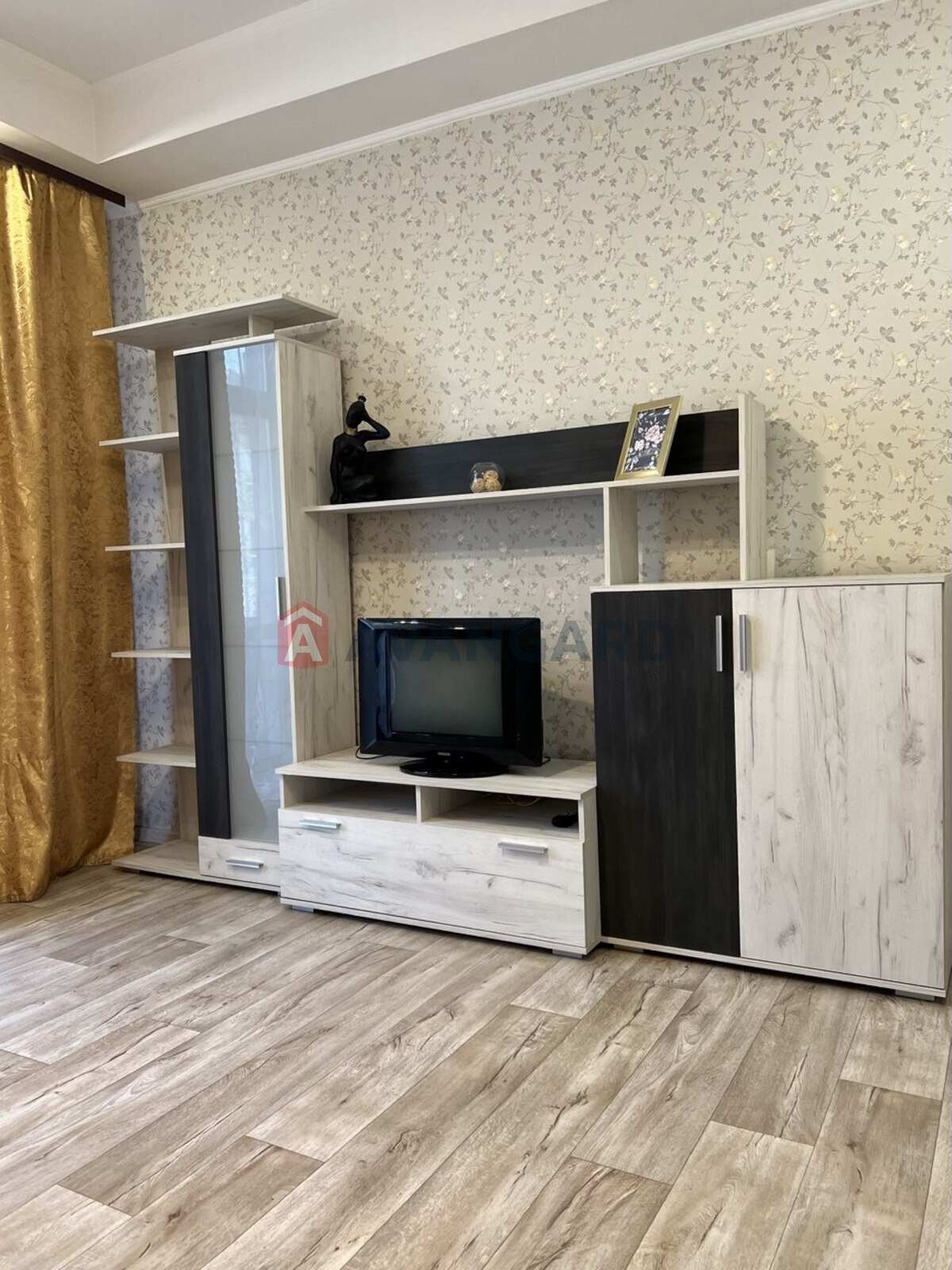 2 ��. ��������, 50/28/7 ��. �., 4/5 ������ ���� 8