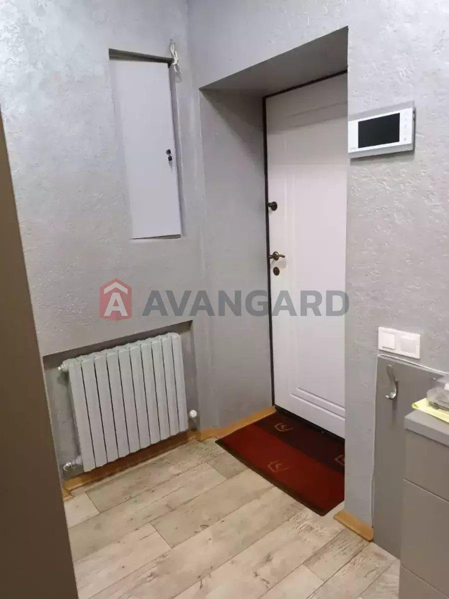 3 ��. ��������, 64/-/- ��. �., 2/5 ������ ���� 6