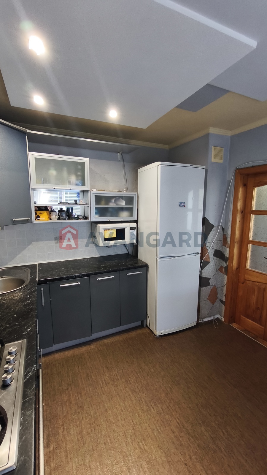 3 кім. квартира, 58/40/8 кв. м., 9/9 поверх фото 14 3 кім. квартира, 58/40/8 кв. м., 9/9 поверх фото 14