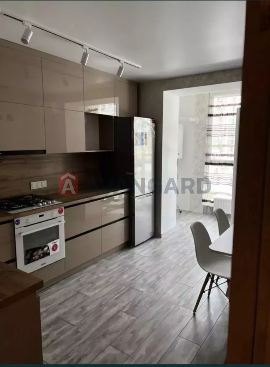 2 ��. ��������, 45/-/16 ��. �., 4/10 ������ ���� 8