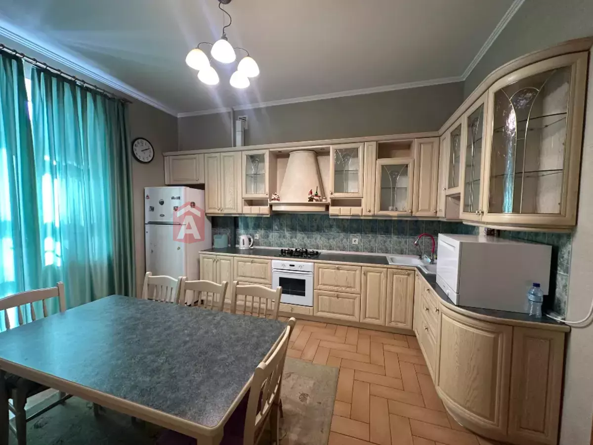 3 ����. ��������, 128/78/18 ��. �., 5/8 ���� ���� 1