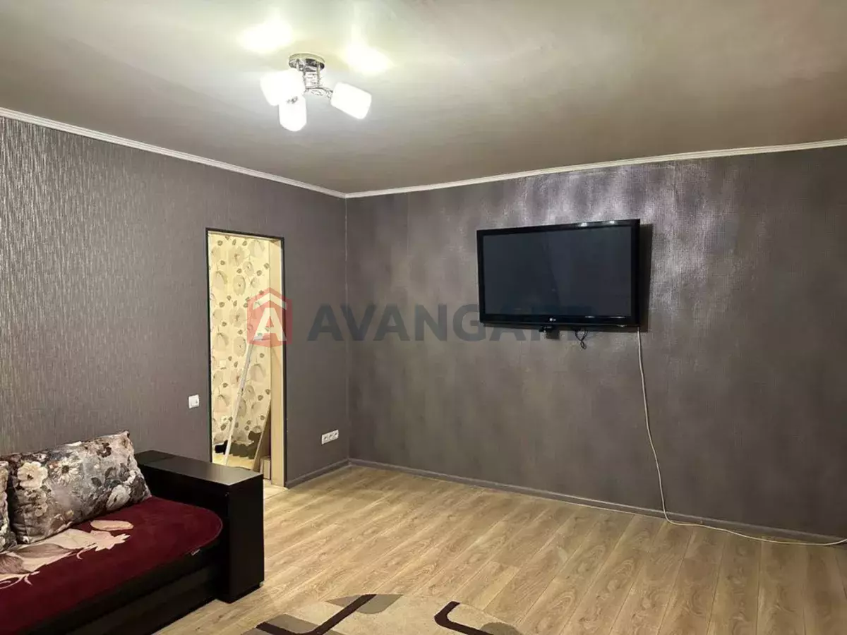 1 ��. ��������, 36/-/4 ��. �., 1/5 ������ ���� 5