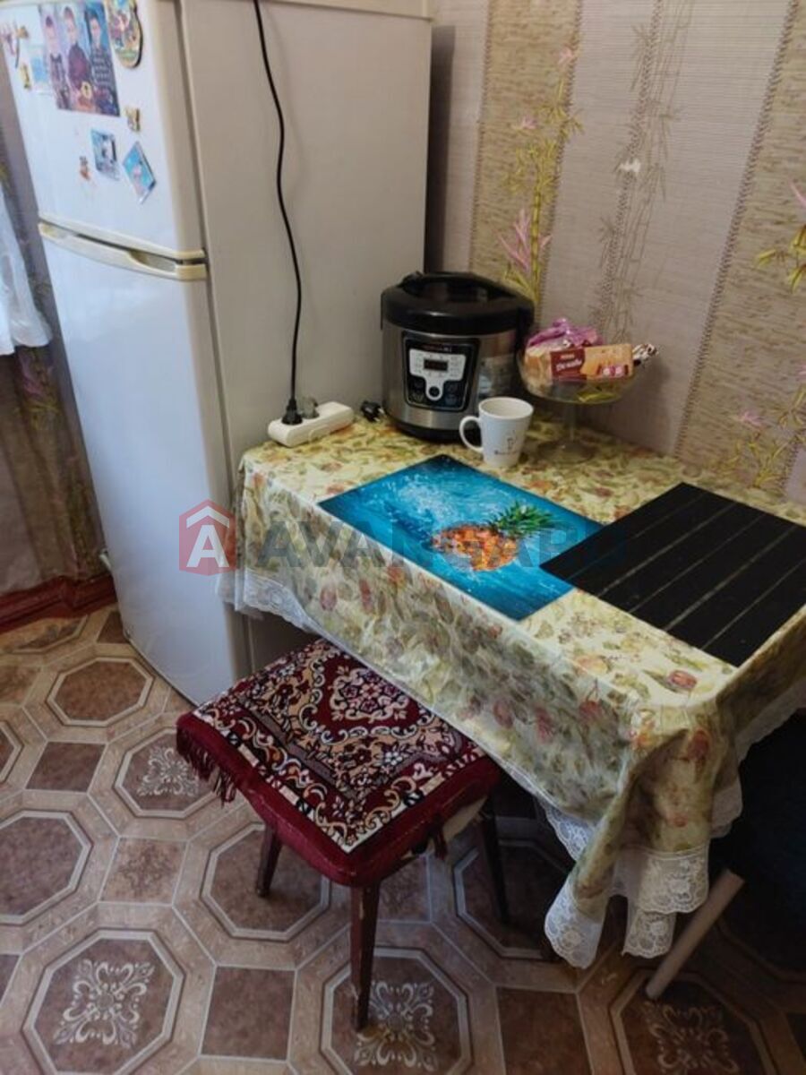 1 . , 18/-/9 . ., 4/5   6