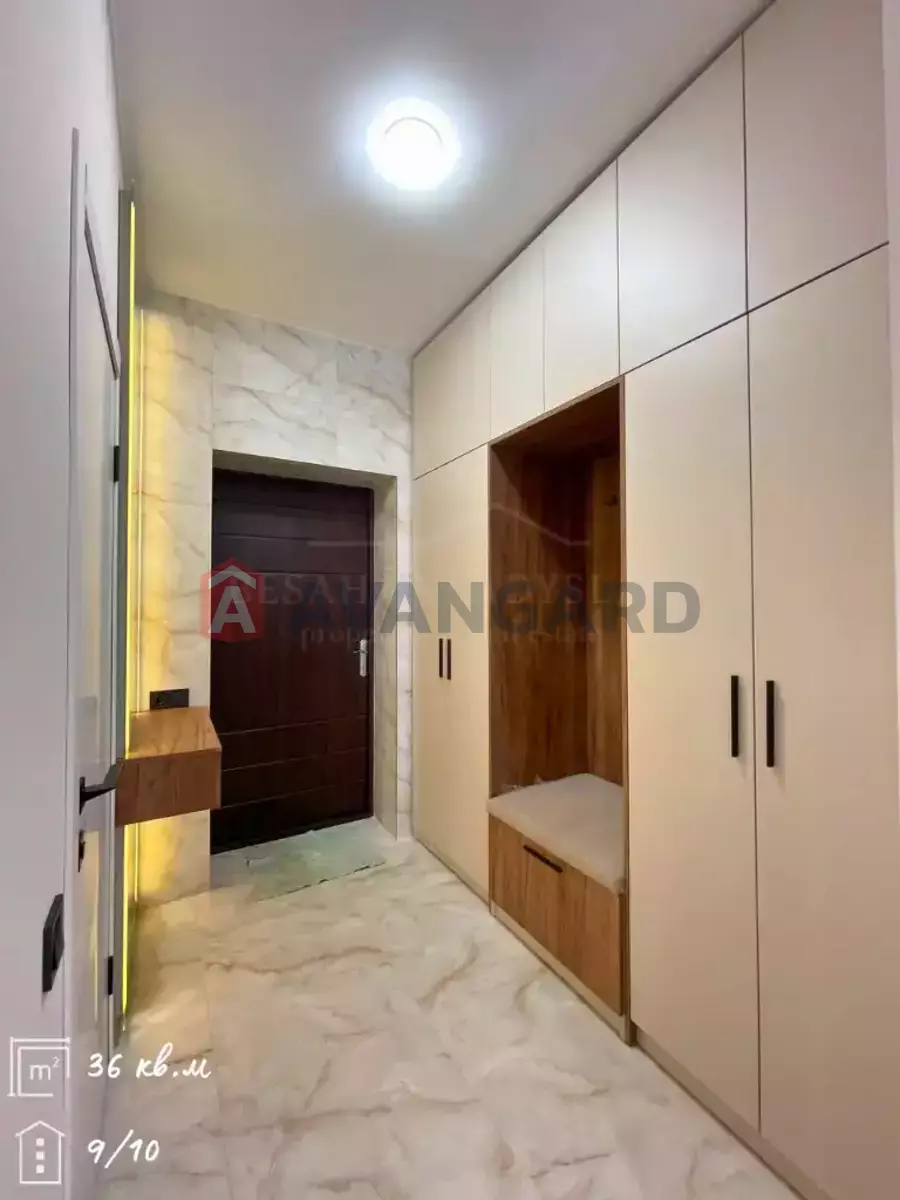 1 ��. ��������, 36/30/5 ��. �., 9/10 ������ ���� 15