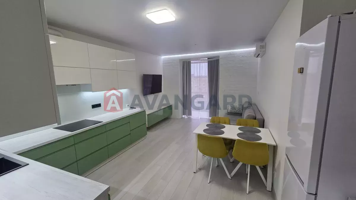 3 . , 70/-/28 . ., 9/10   10