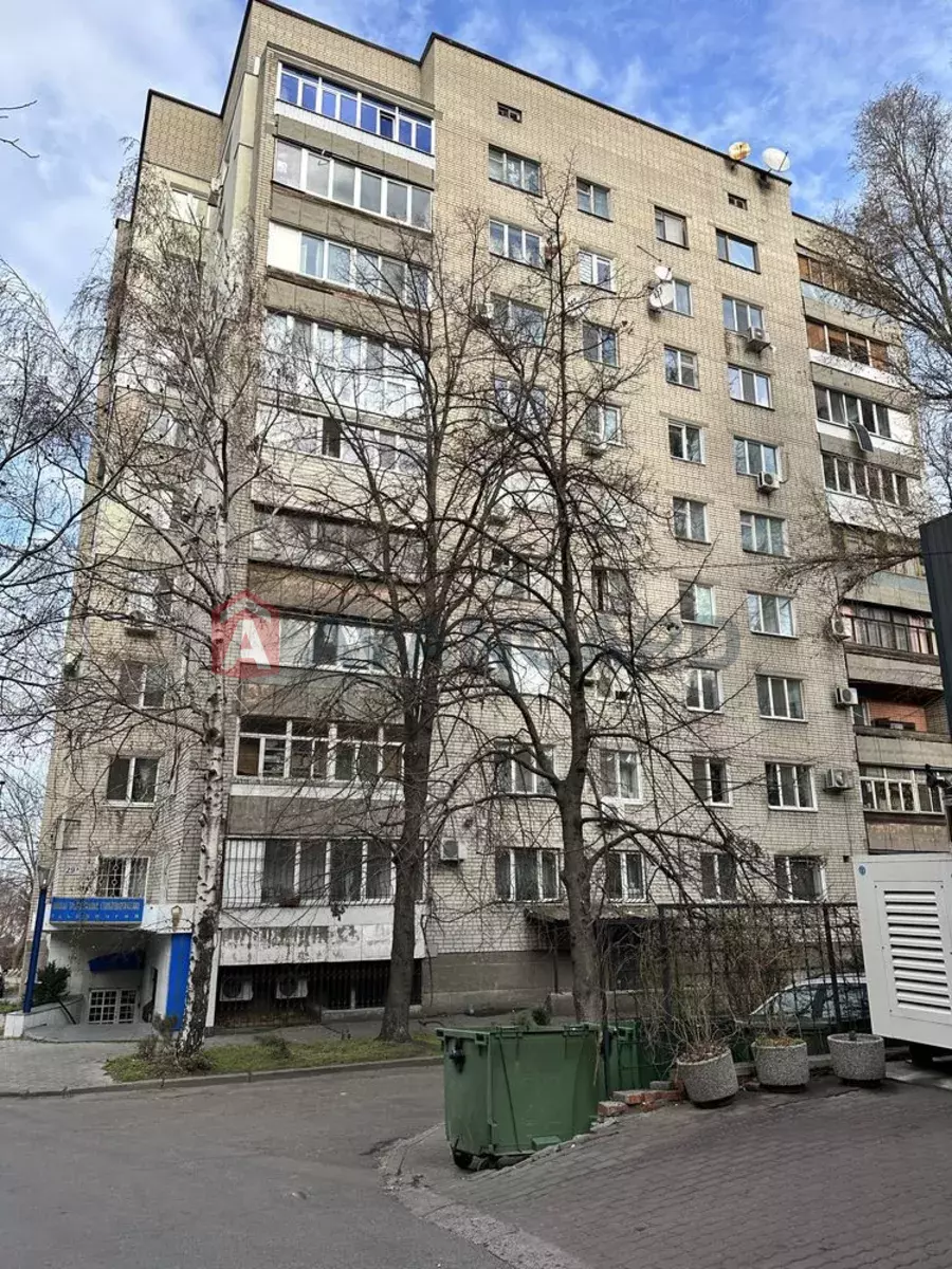 3 ����. ��������, 65/-/8 ��. �., 9/9 ���� ���� 22