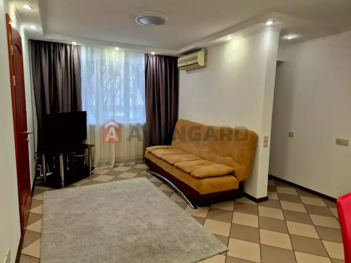 3 ����. ��������, 53/45/6 ��. �., 1/5 ���� ���� 1