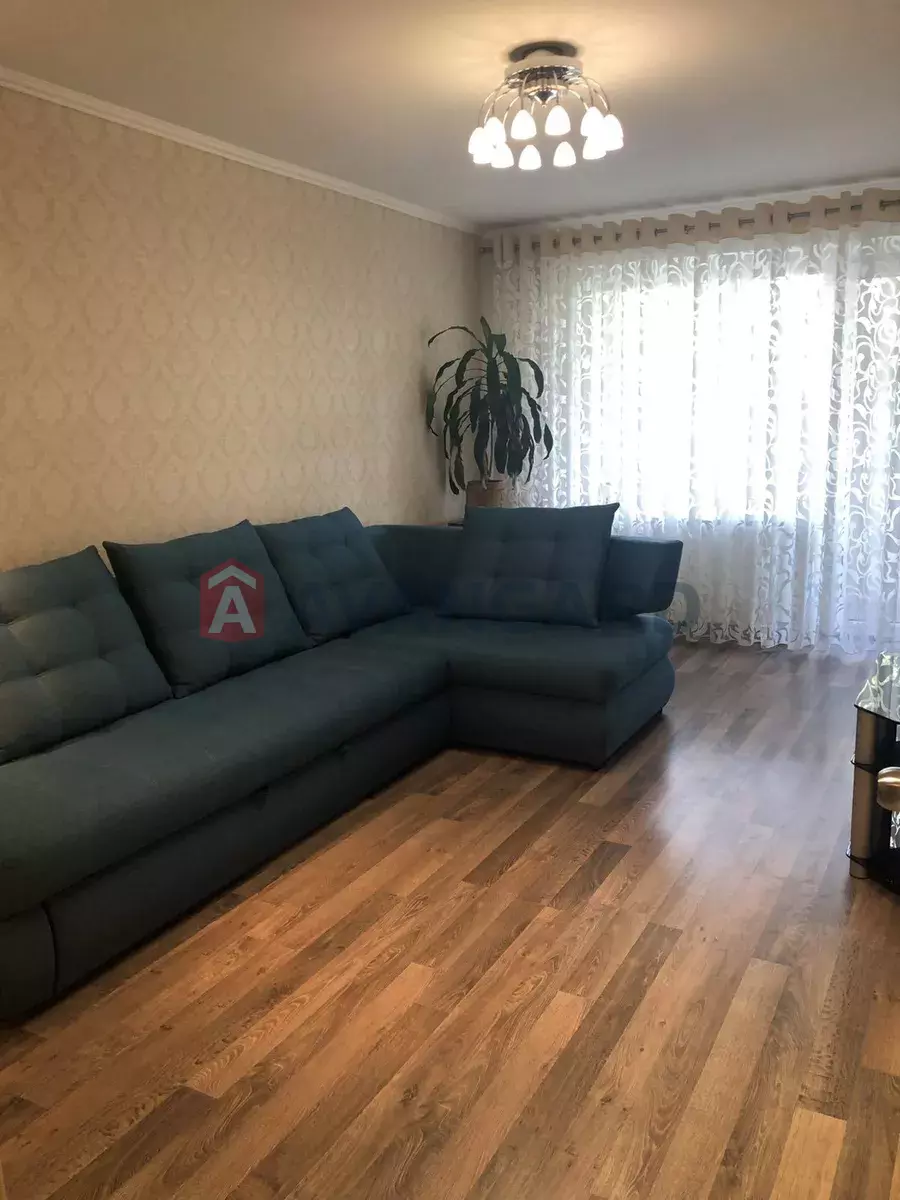 1 ��. ��������, 40/-/9 ��. �., 5/9 ������ ���� 4