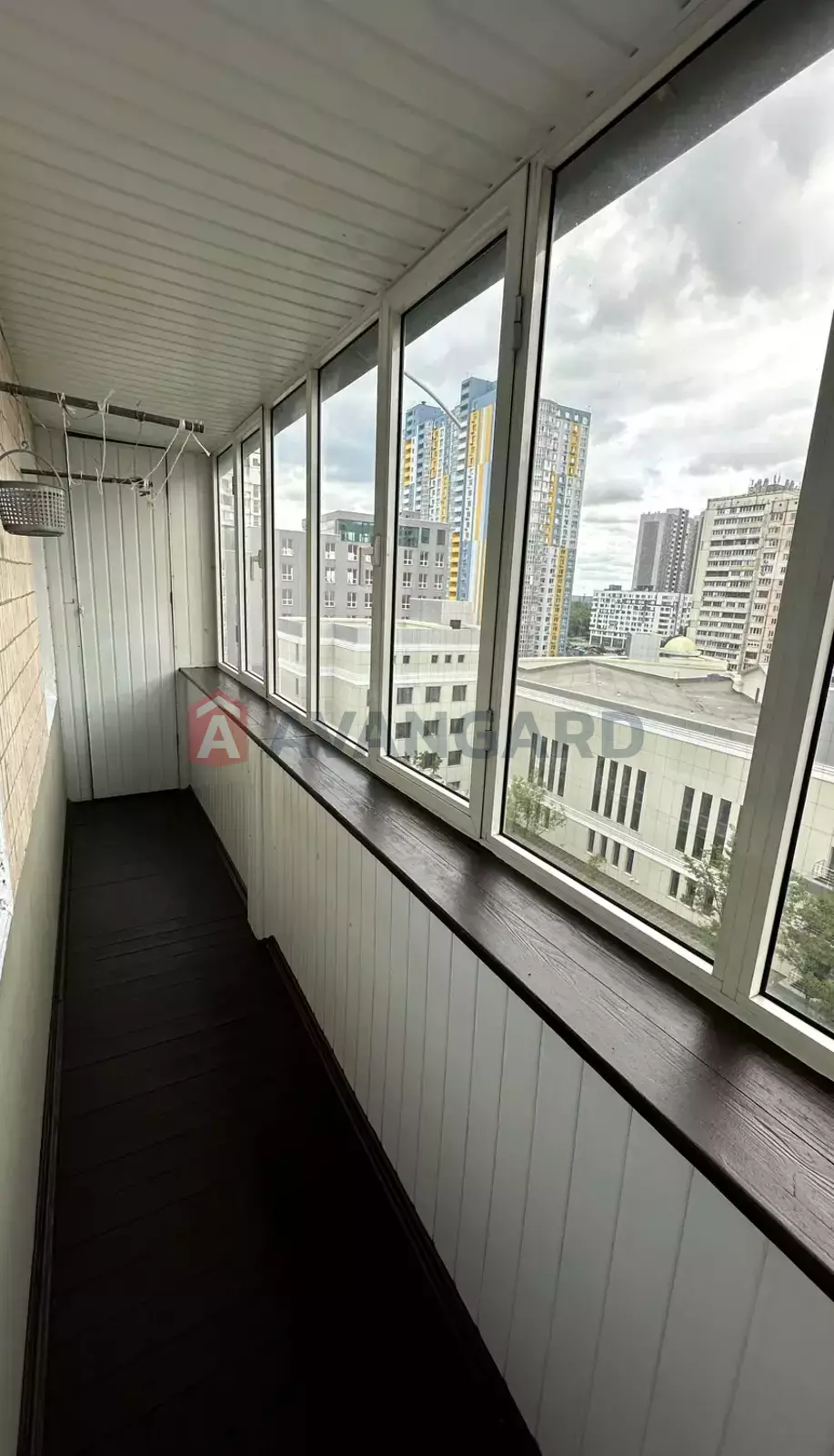 2 ��. ��������, 50/40/8 ��. �., 9/10 ������ ���� 3