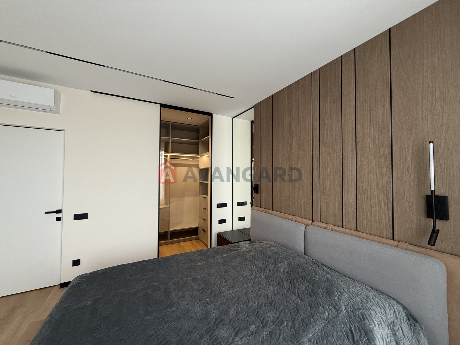 2 ��. ��������, 64,8/26,6/18 ��. �., 8/16 ������ ���� 24