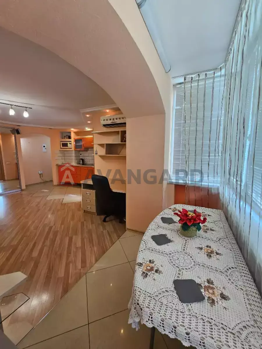 1 ����. ��������, 33/20/- ��. �., 3/5 ���� ���� 8