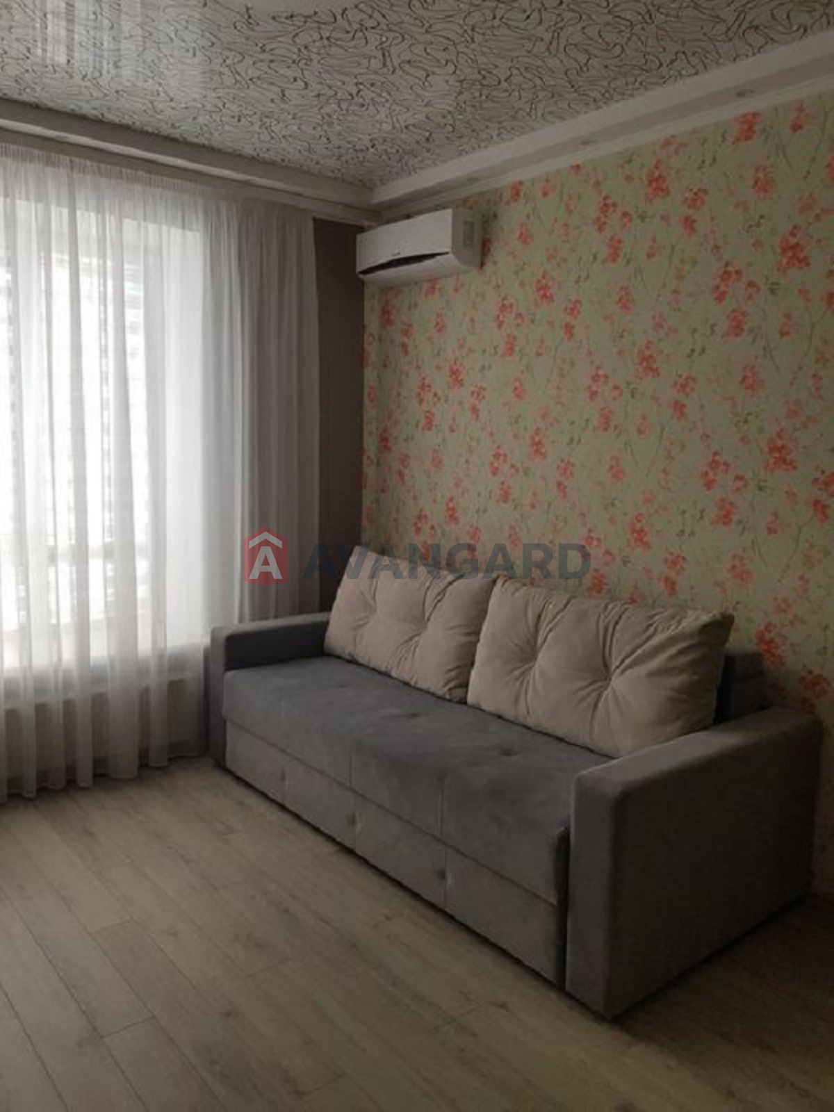 1 ��. ��������, 41/-/15 ��. �., 4/11 ������ ���� 5