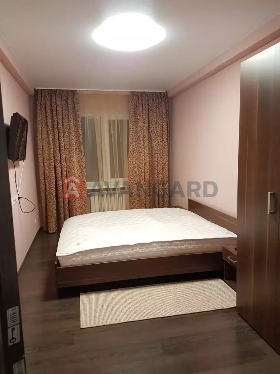 2 ��. ��������, 44/-/- ��. �., 3/5 ������ ���� 12