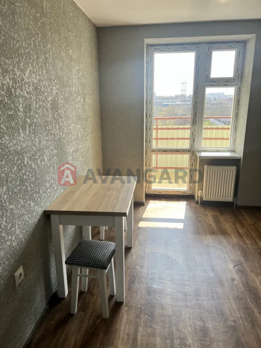 1 ����. ��������, 42/-/10 ��. �., 5/10 ���� ���� 5