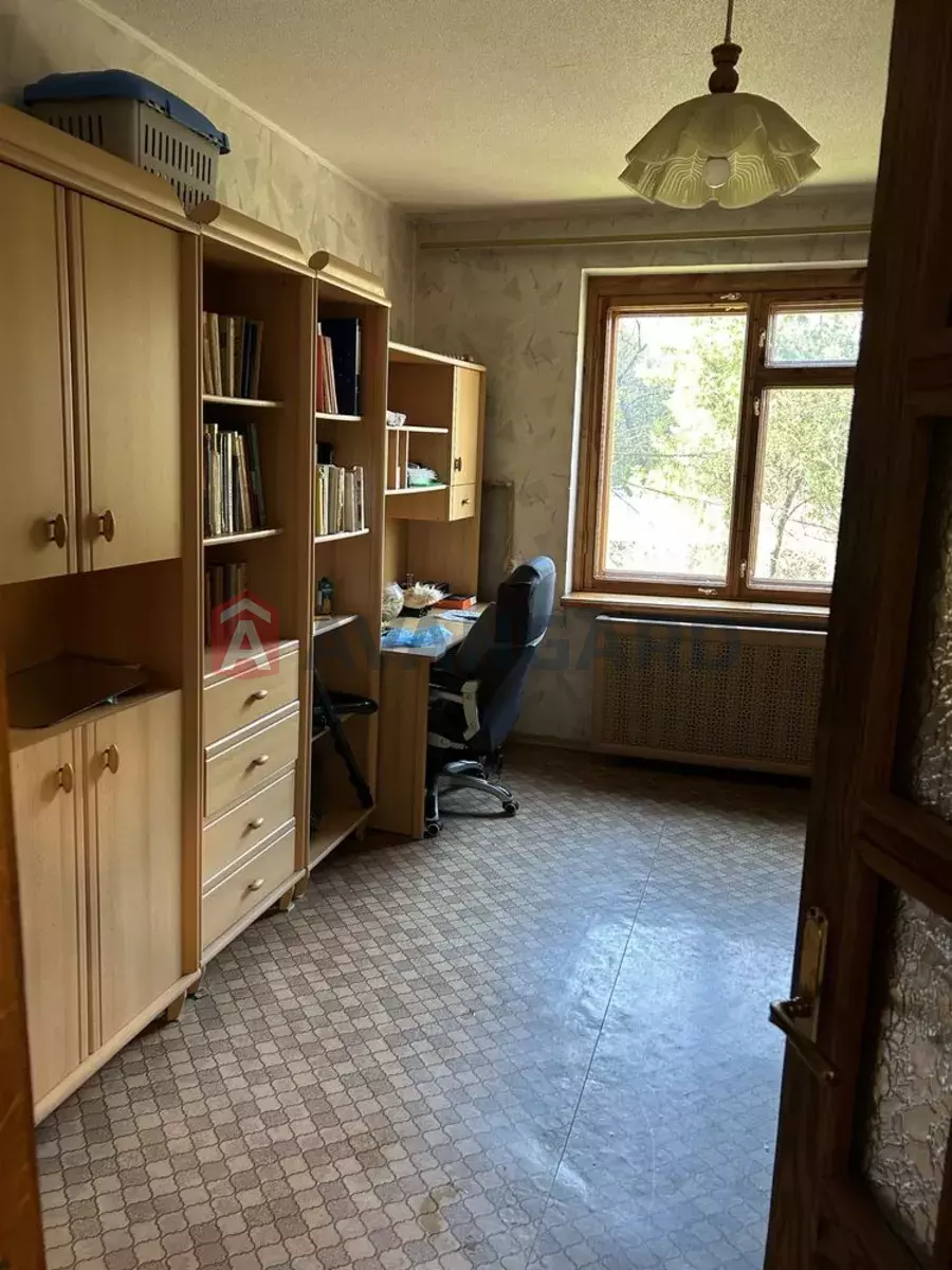 3 ��. ��������, 62/-/7 ��. �., 2/9 ������ ���� 8