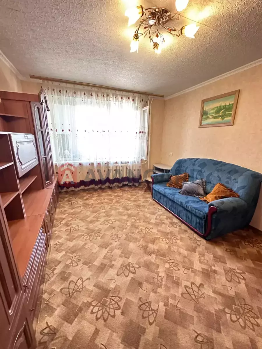 1 ��. ��������, 40/19/8 ��. �., 11/12 ������ ���� 11