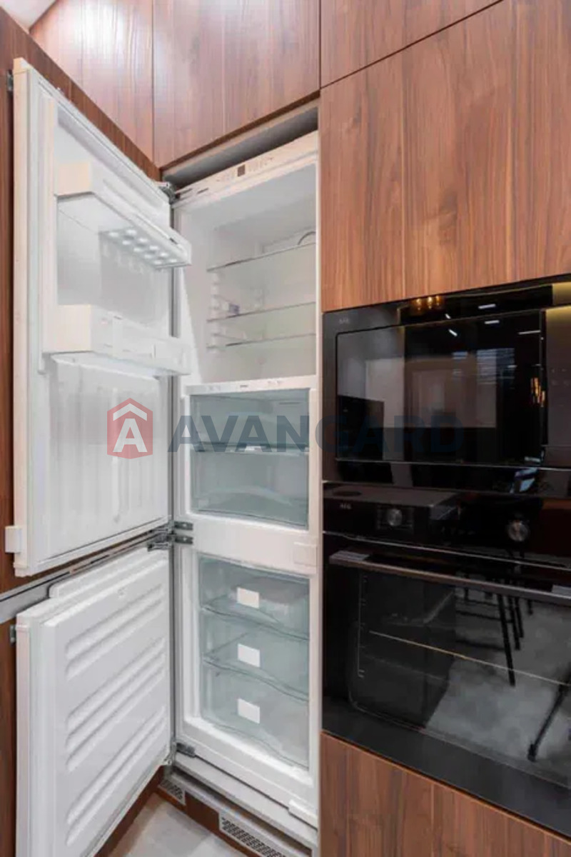 1 ��. ��������, 50/-/22 ��. �., 4/7 ������ ���� 7