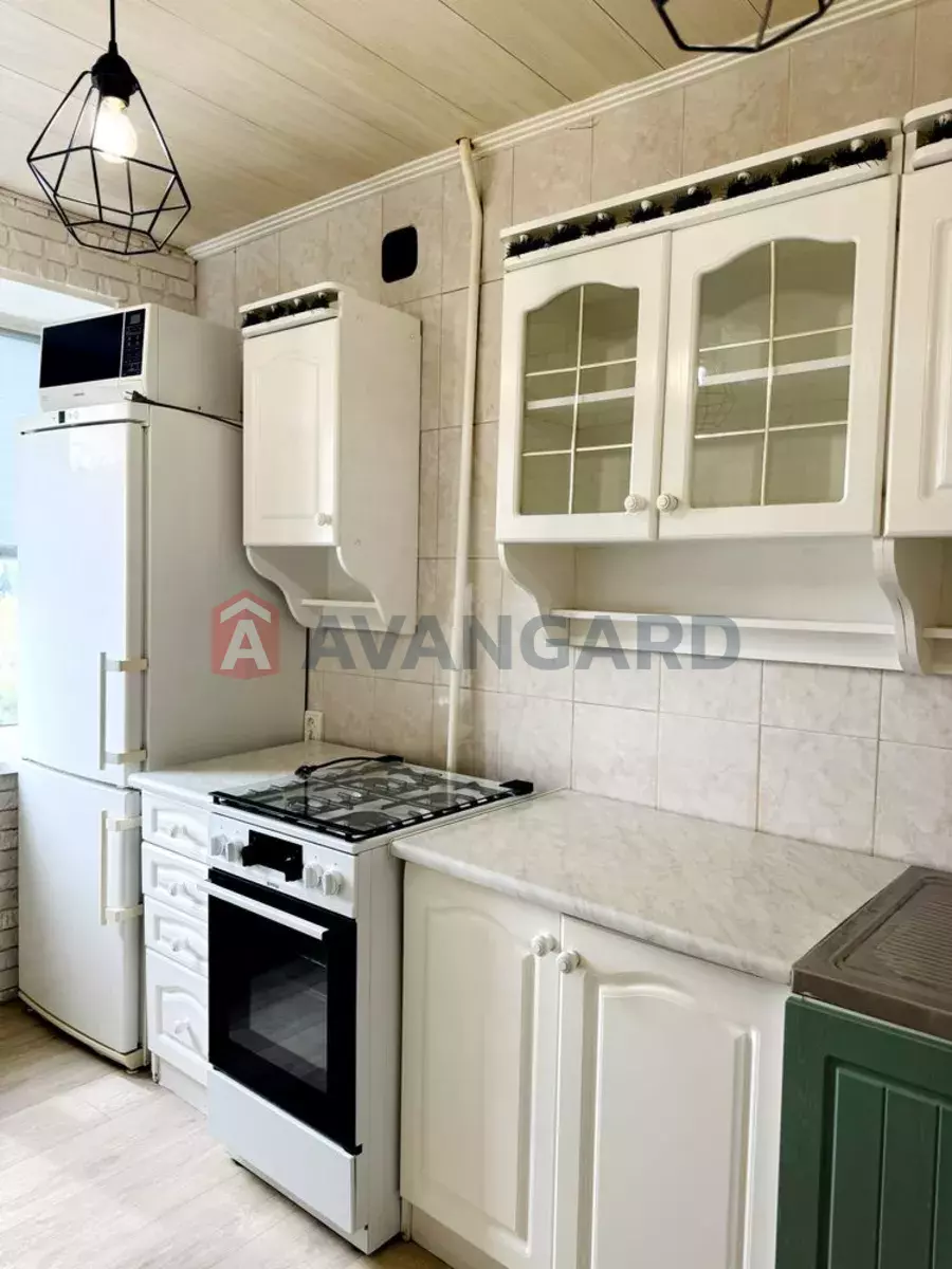 2 ��. ��������, 45/-/11 ��. �., 5/9 ������ ���� 8