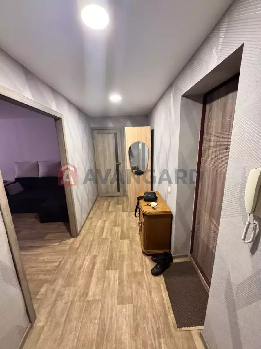 2 ����. ��������, 49/-/- ��. �., 3/9 ���� ���� 6