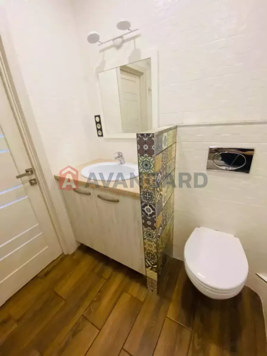 2 ����. ��������, 53/-/12 ��. �., 9/12 ���� ���� 9