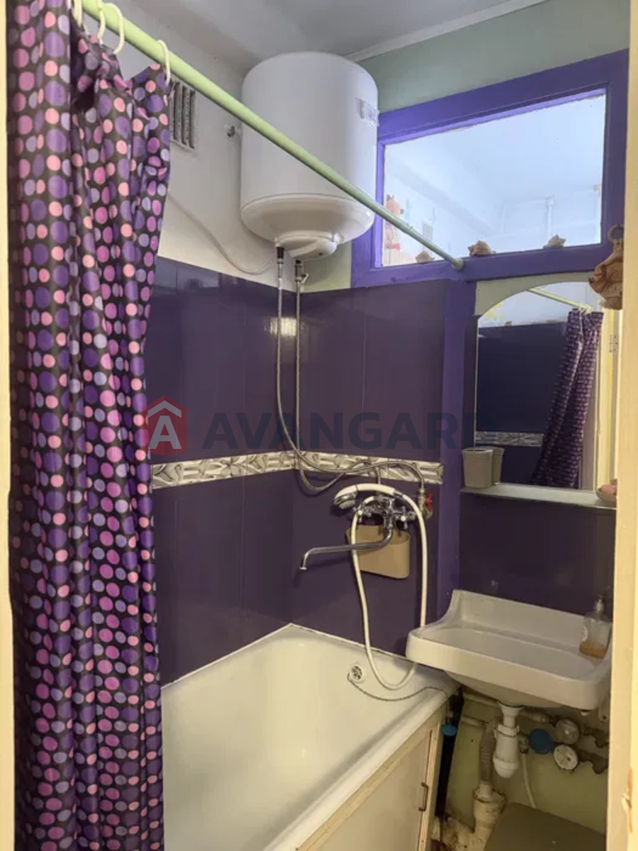 2 ��. ��������, 50/-/7 ��. �., 6/9 ������ ���� 5