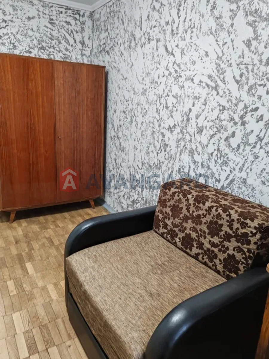 2 ��. ��������, 42/-/5 ��. �., 1/5 ������ ���� 10