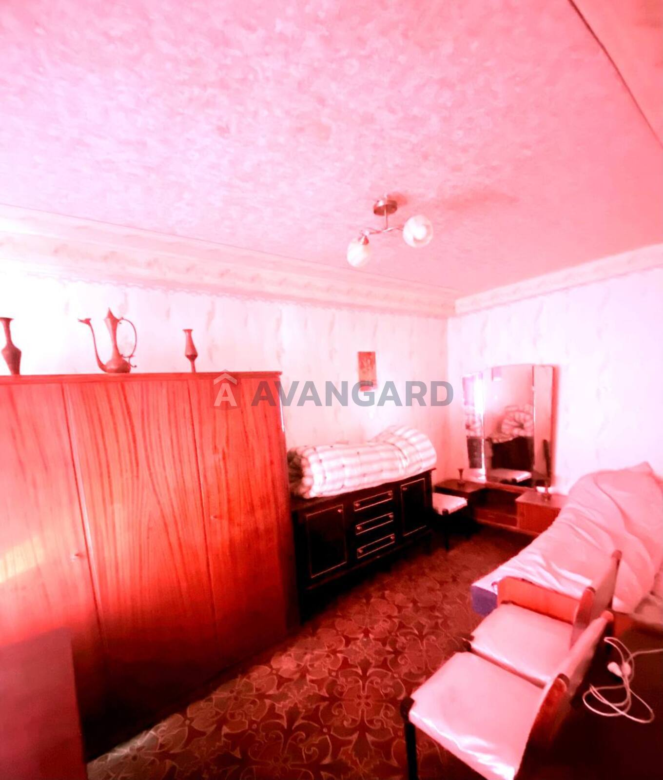 3 ��. ��������, 54/-/7 ��. �., 2/5 ������ ���� 3