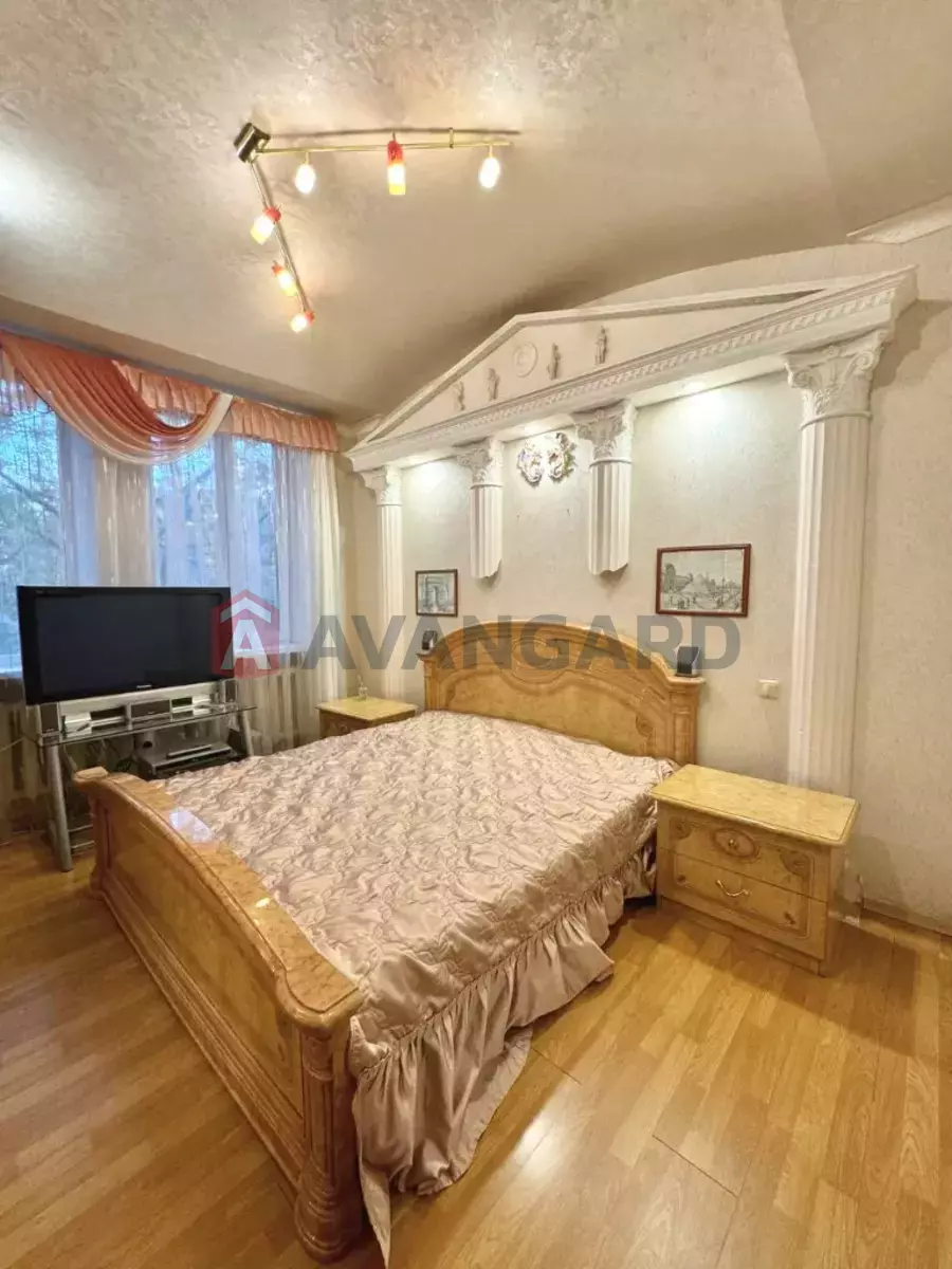 2 ��. ��������, 56/-/- ��. �., 2/5 ������ ���� 2