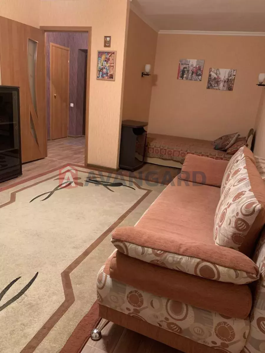 1 . , 40/-/8 . ., 10/12   1