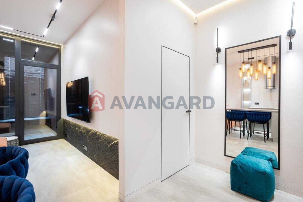 1 ��. ��������, 50/-/22 ��. �., 4/7 ������ ���� 21