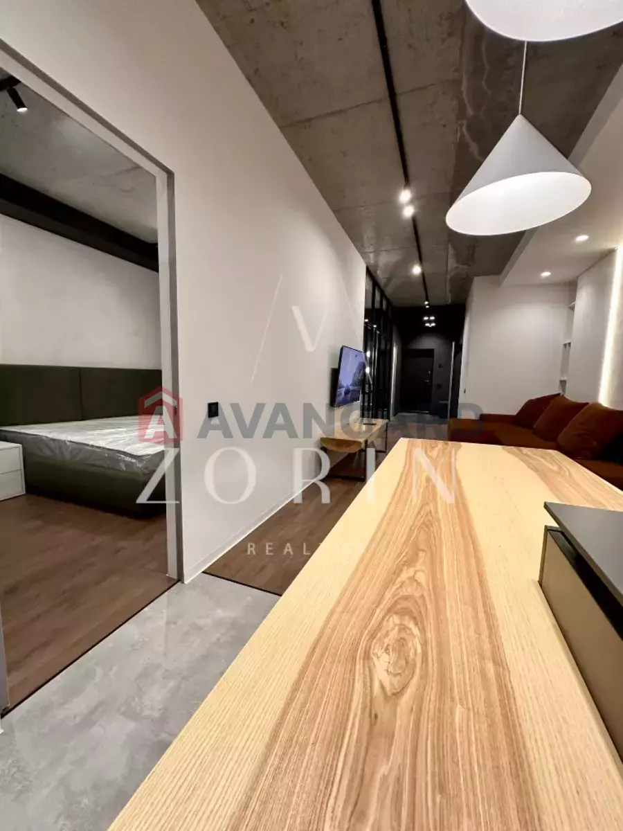 3 ����. ��������, 67/-/19 ��. �., 18/26 ���� ���� 8