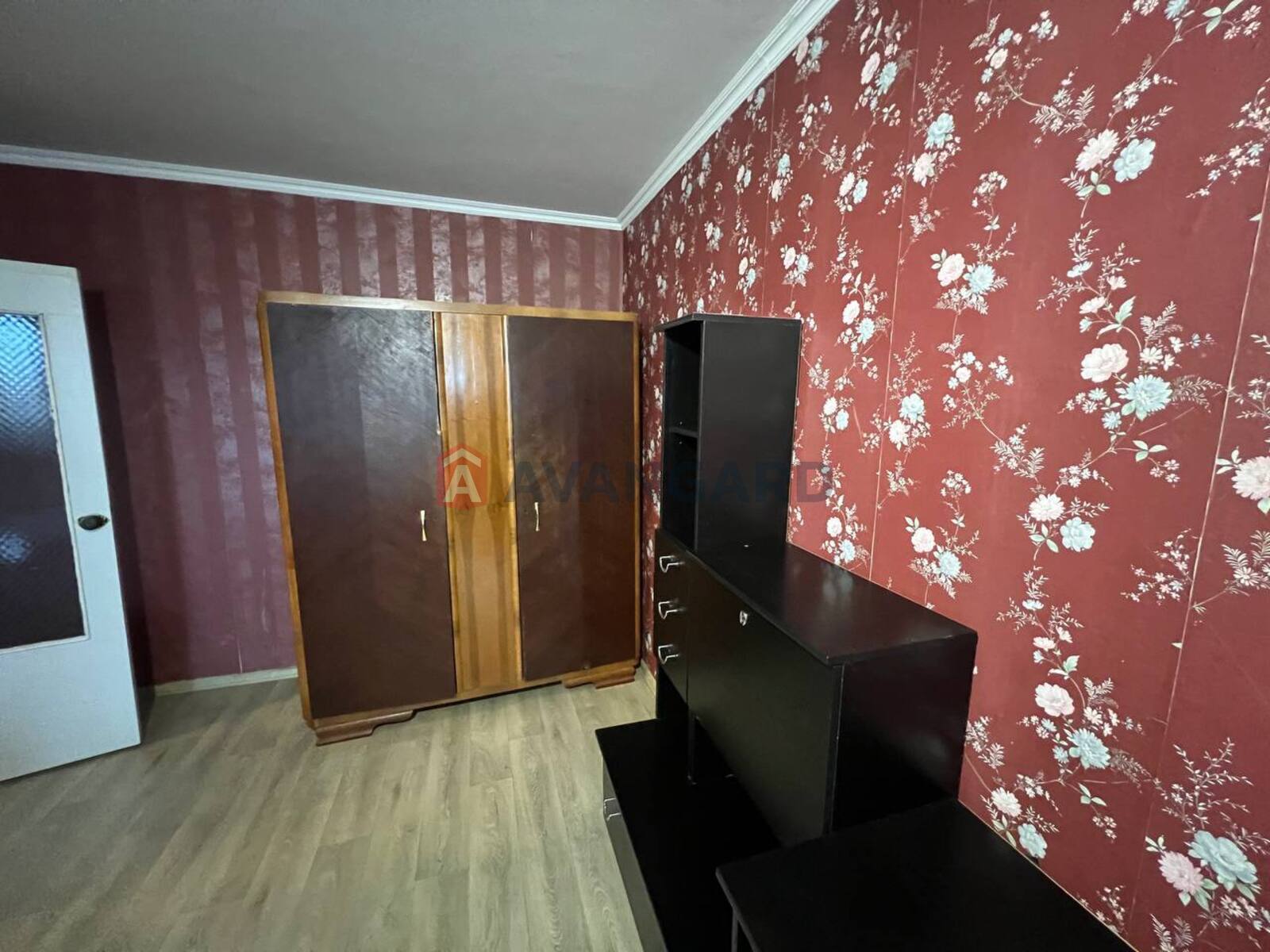 1 ����. ��������, 35/-/9 ��. �., 5/10 ���� ���� 2