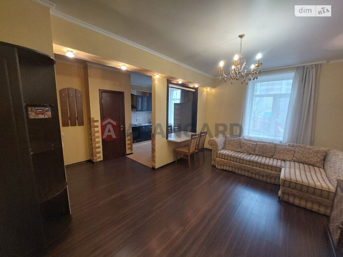 1 ��. ��������, 38/16/14 ��. �., 1/3 ������ ���� 3