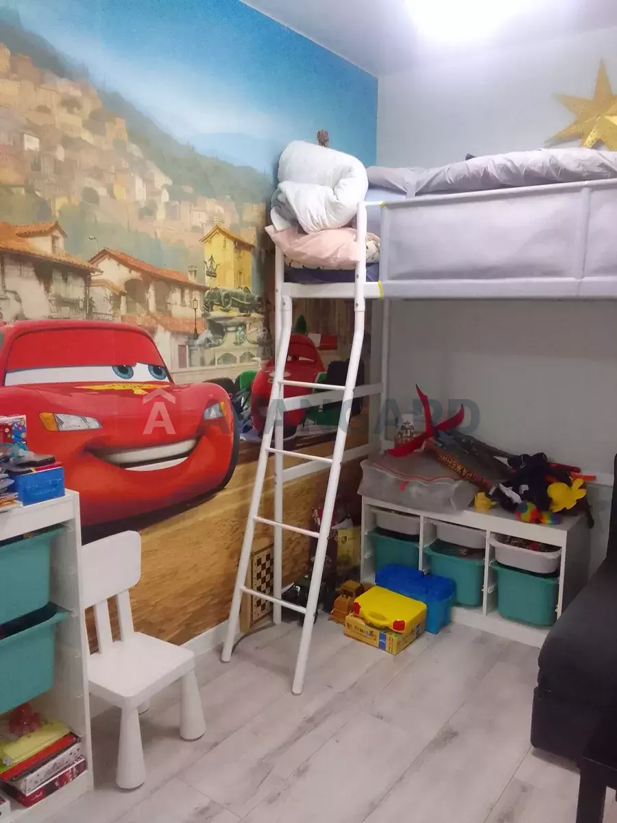 2 ����. ��������, 50/-/11 ��. �., 10/12 ���� ���� 5