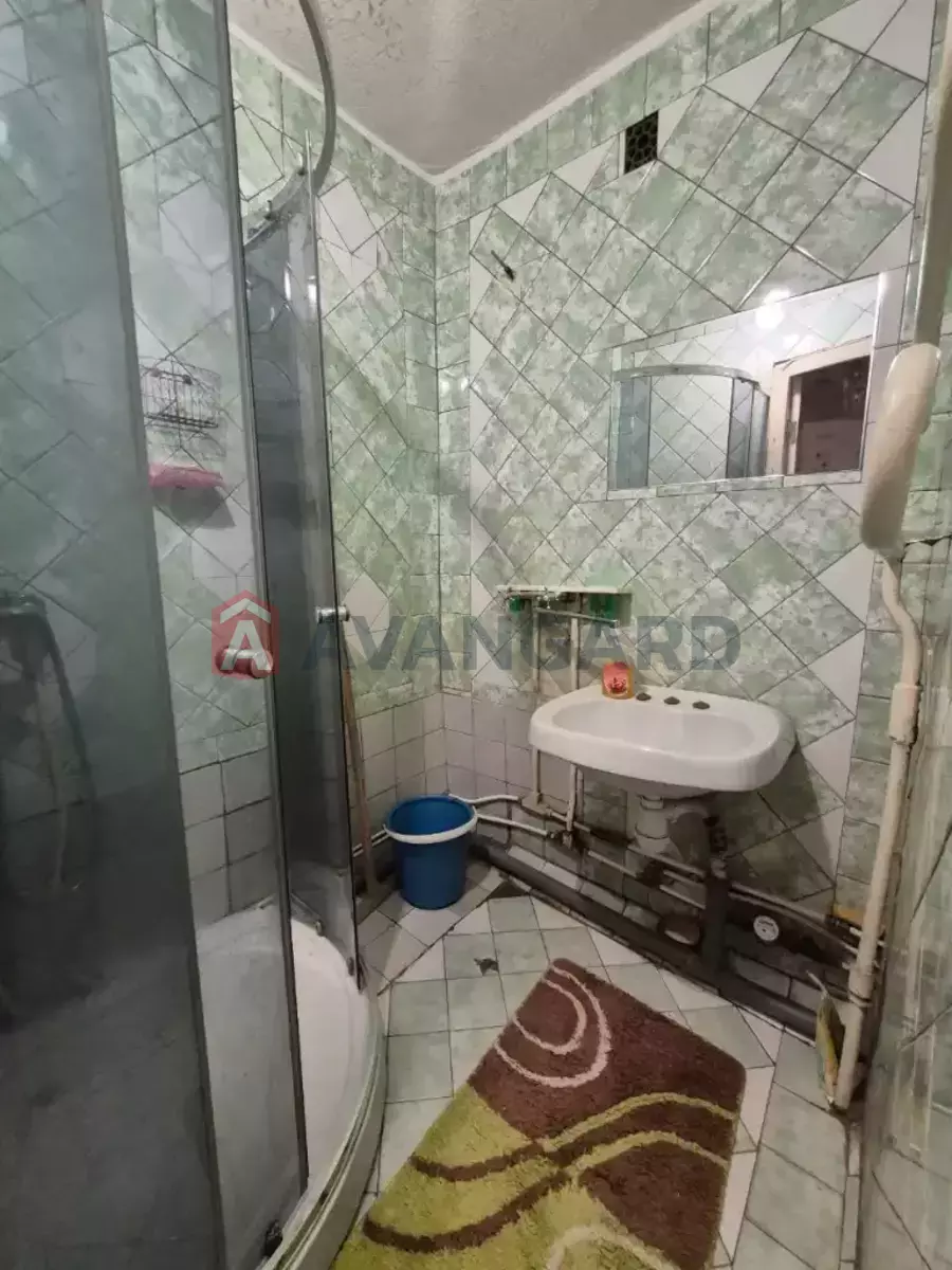 3 ����. ��������, 68/-/6 ��. �., 6/9 ���� ���� 11