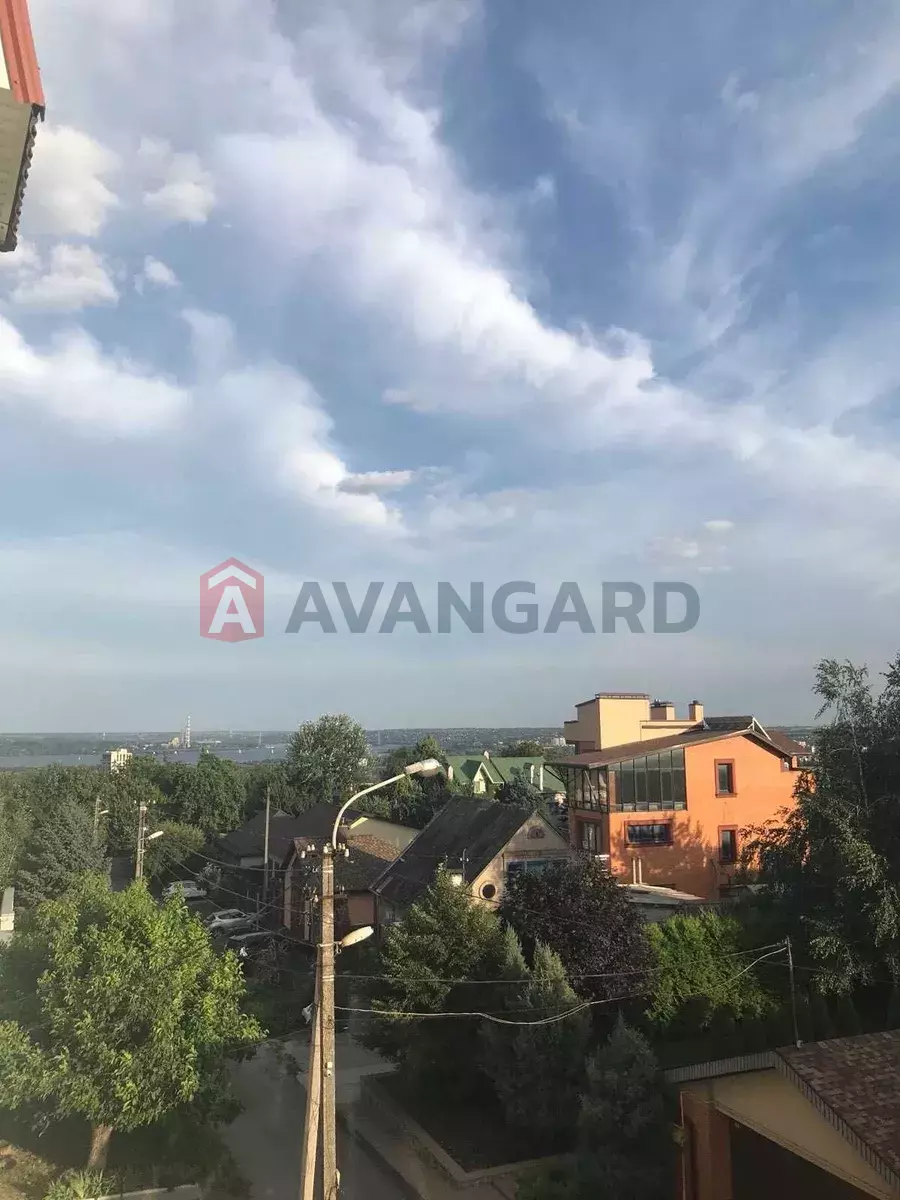 1 . , 37/-/7 . ., 3/4   7