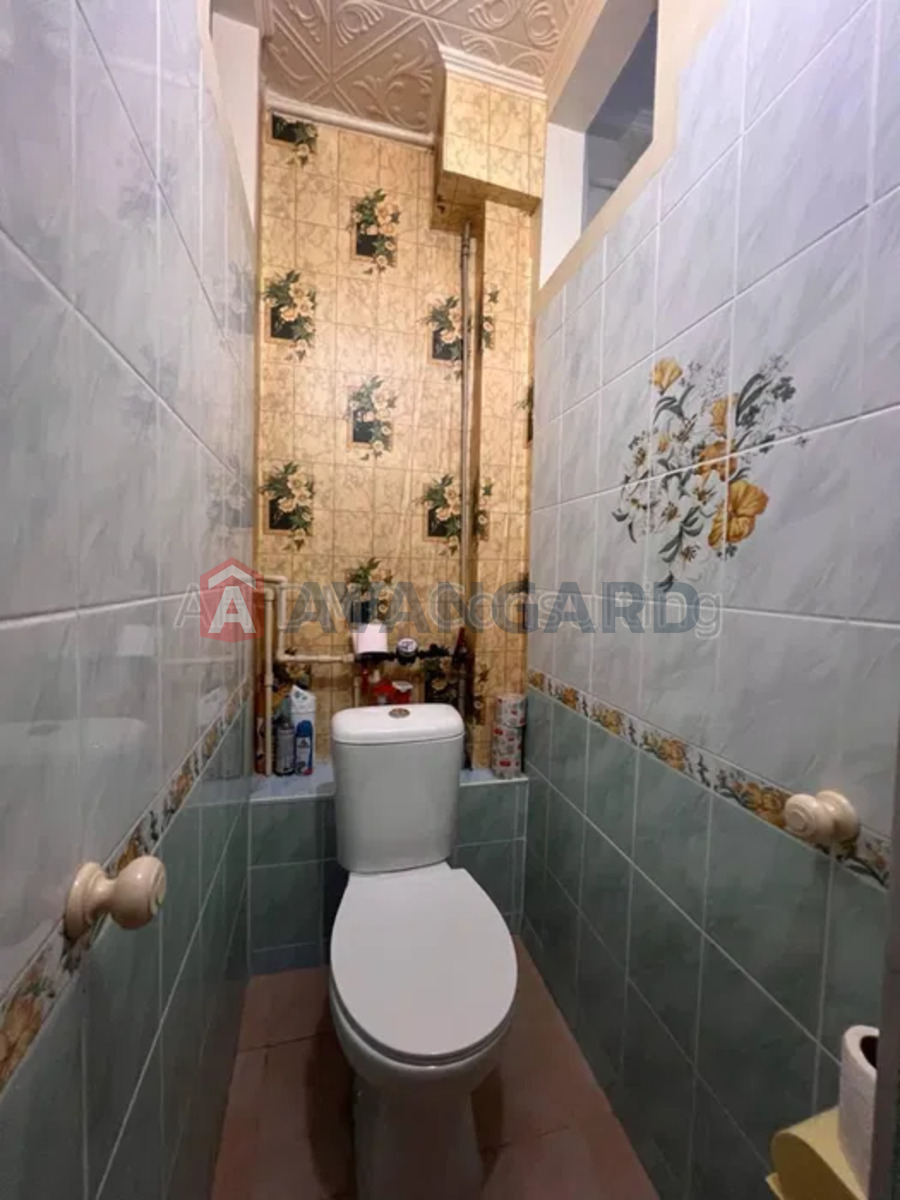 1 ��. ��������, 90/-/10 ��. �., 4/5 ������ ���� 16