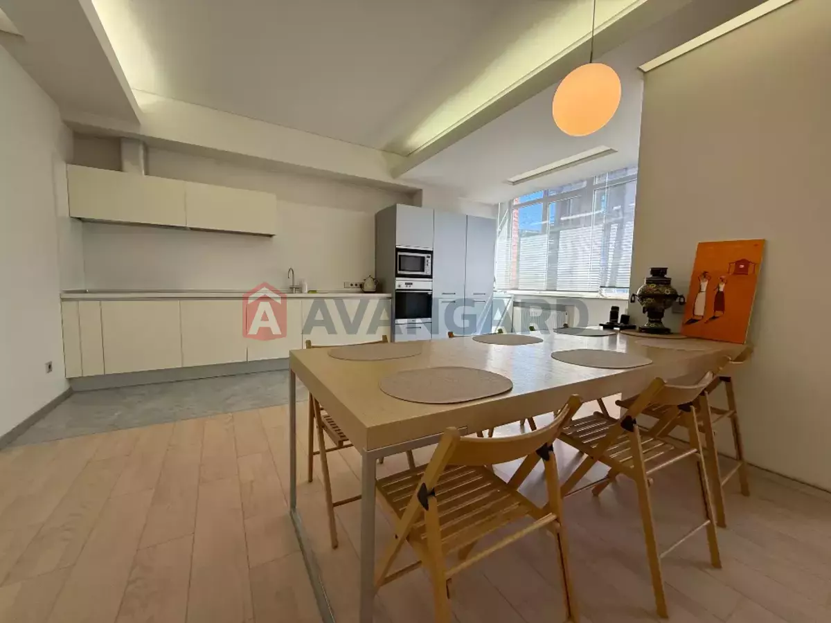 3 ����. ��������, 157/-/- ��. �., 4/10 ���� ���� 22