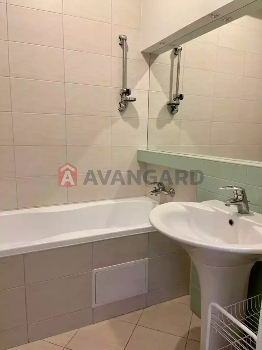 2 ����. ��������, 76/-/- ��. �., 2/10 ���� ���� 8