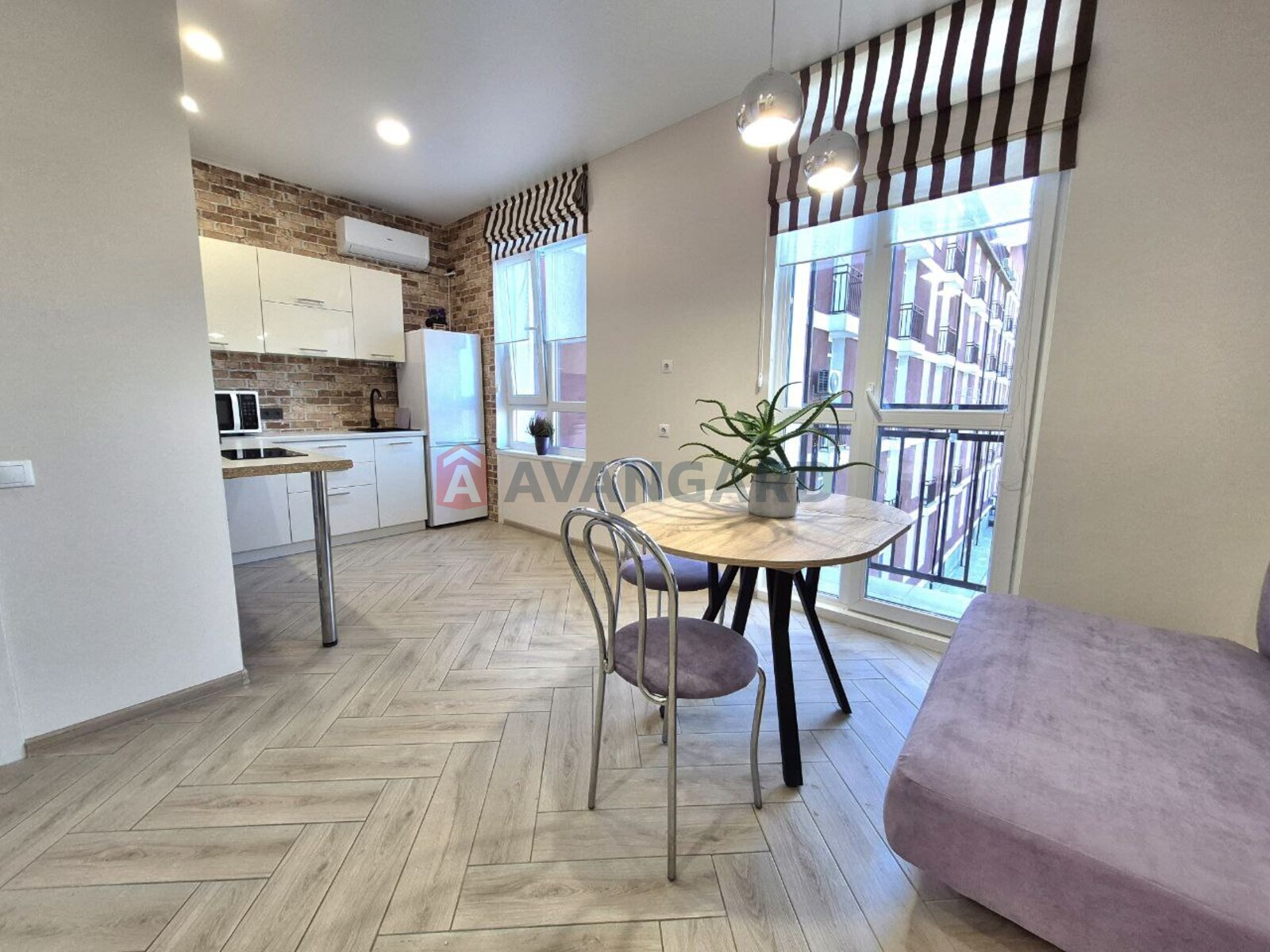 1 кім. квартира, 33/8/18 кв. м., 3/6 поверх фото 4 1 кім. квартира, 33/8/18 кв. м., 3/6 поверх фото 4