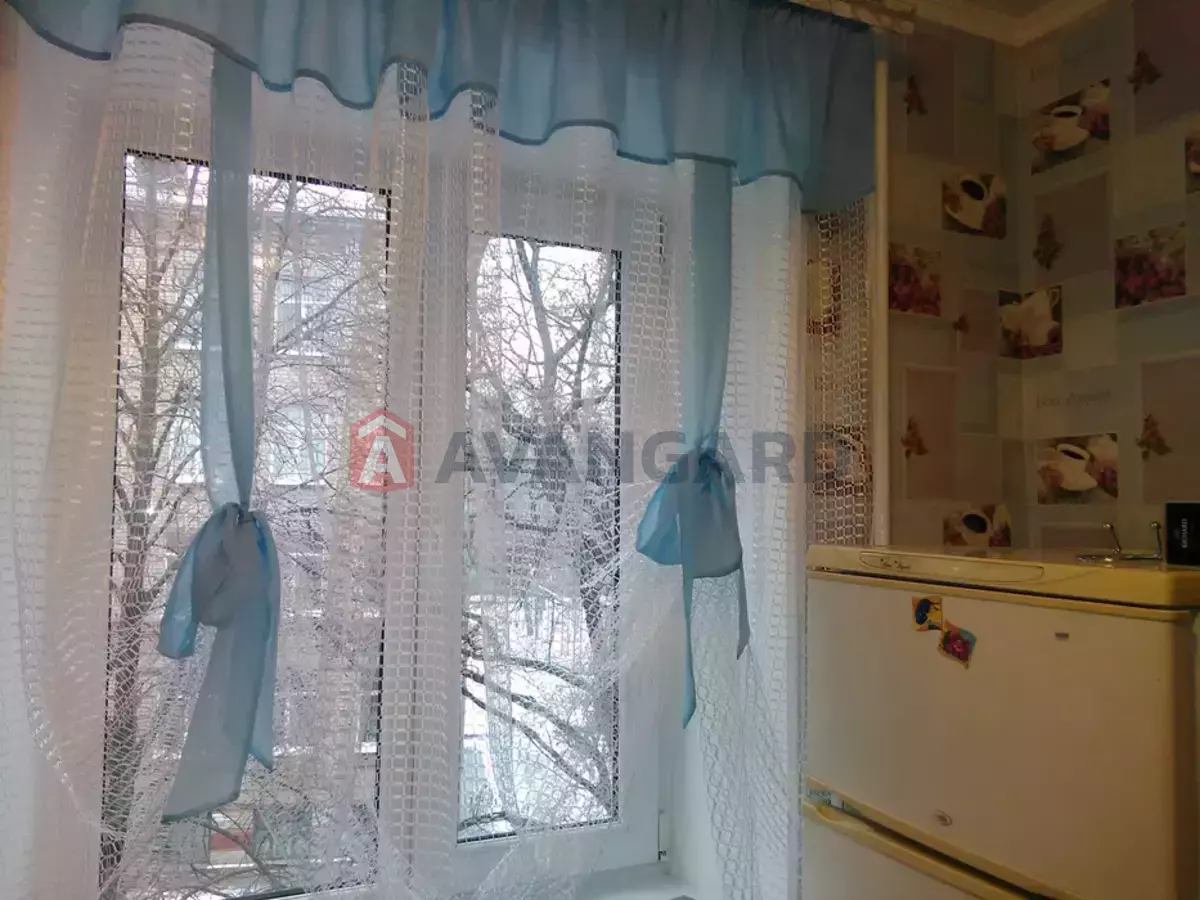 2 ����. ��������, 46/-/7 ��. �., 4/5 ���� ���� 1