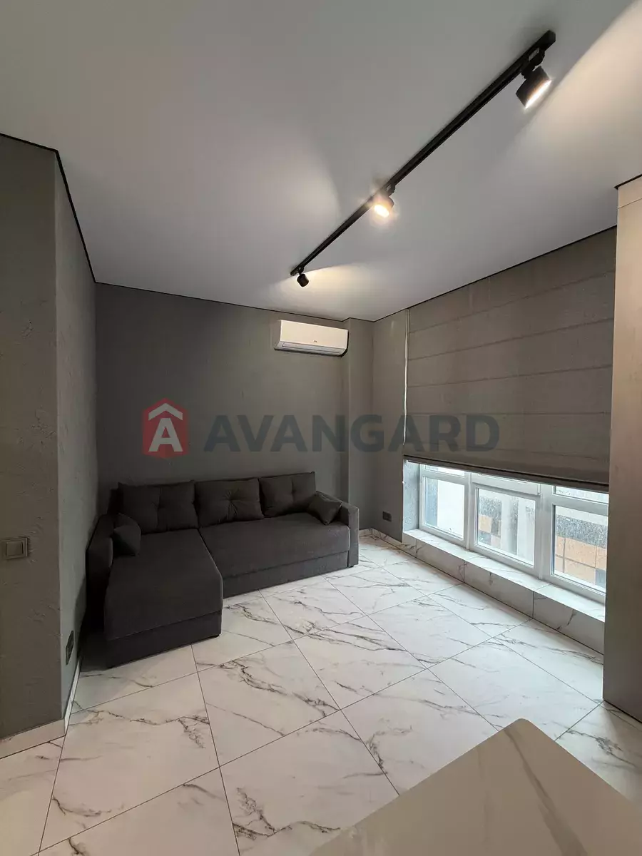 2 ��. ��������, 49/-/14 ��. �., 5/24 ������ ���� 15