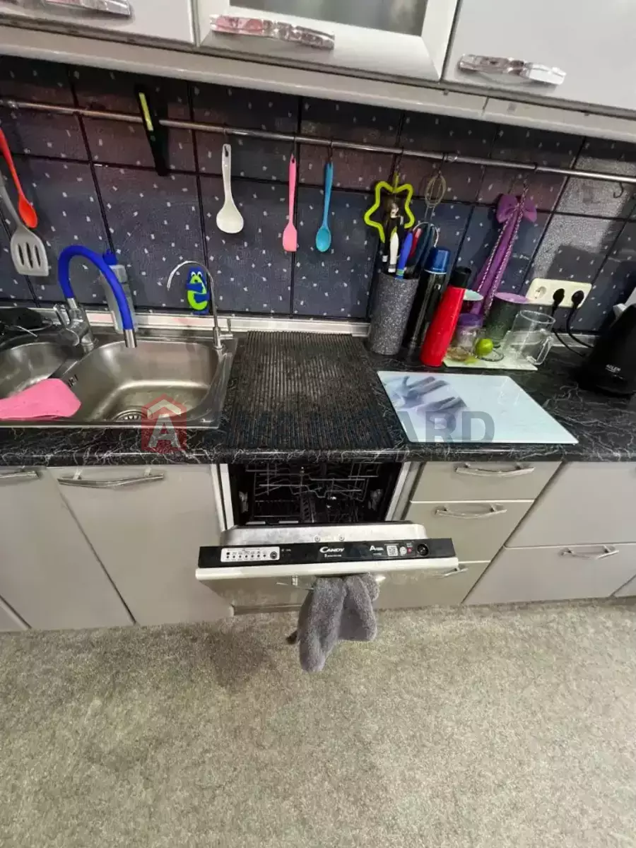 2 ����. ��������, 65/-/- ��. �., 8/16 ���� ���� 6