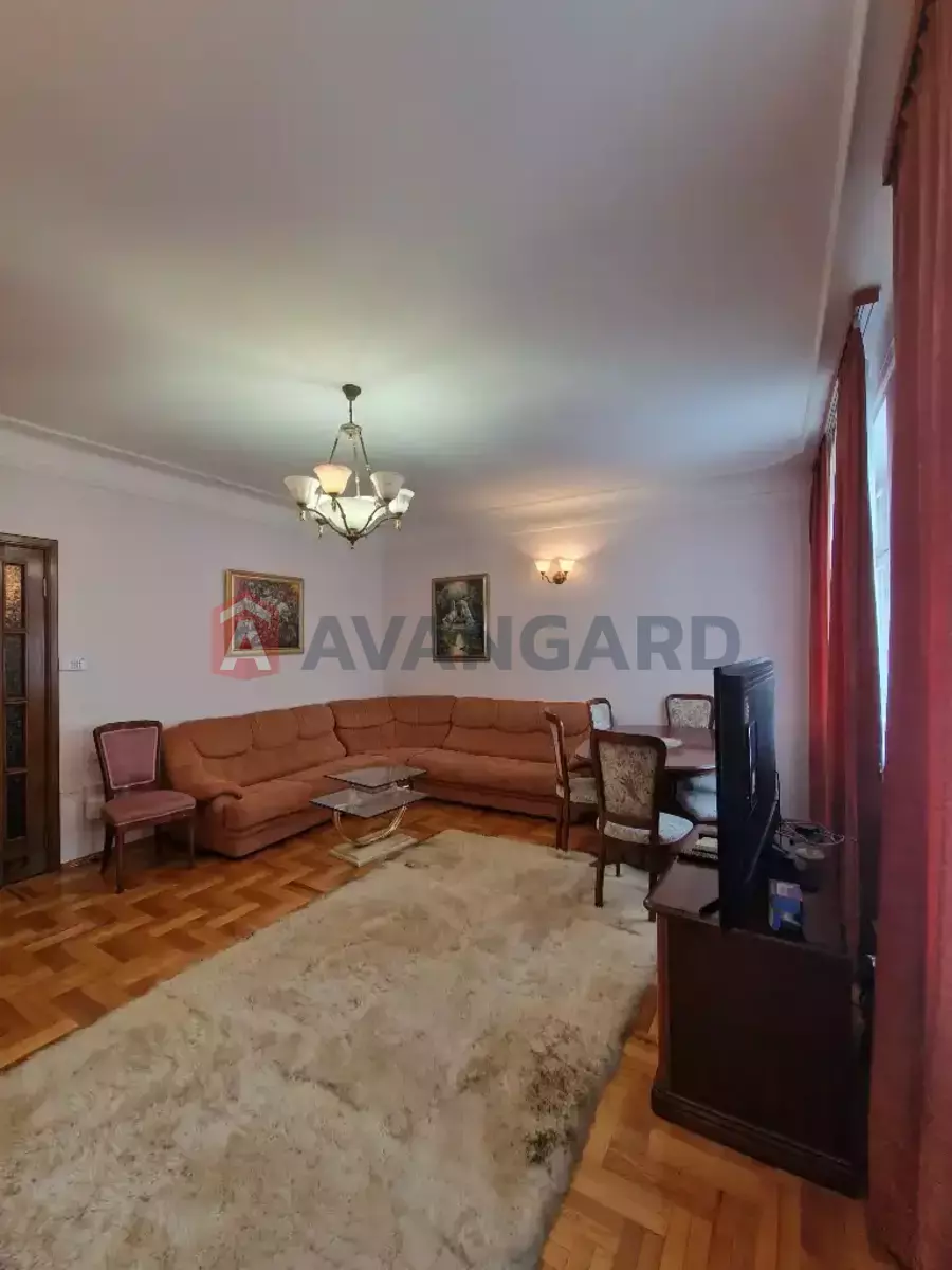 3 ��. ��������, 100/-/- ��. �., 3/6 ������ ���� 3