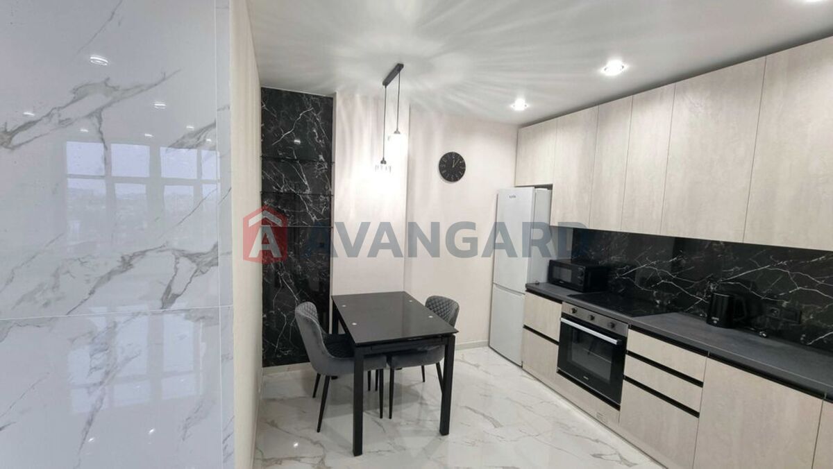 2 ��. ��������, 51/-/10 ��. �., 11/18 ������ ���� 11