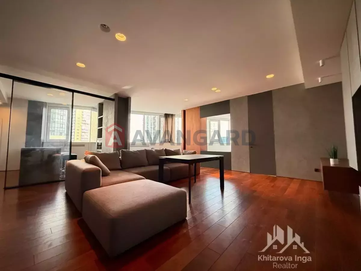 3 ��. ��������, 126/-/- ��. �., 3/24 ������ ���� 2